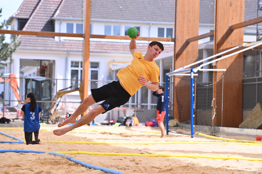 Beach Handball illustration 1 Joueur de baby-hand
